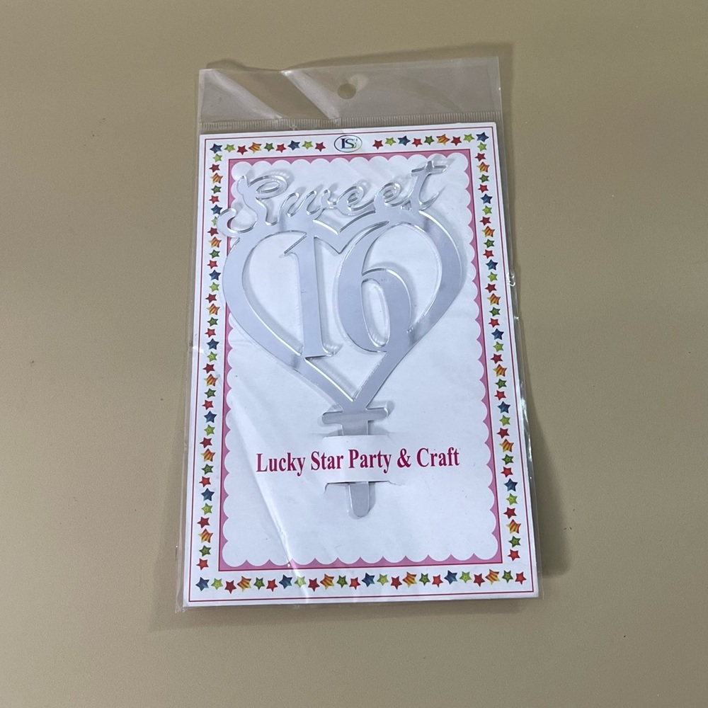NWT Sweet 16 Cursive Acrylic Mirrored Cake Topper